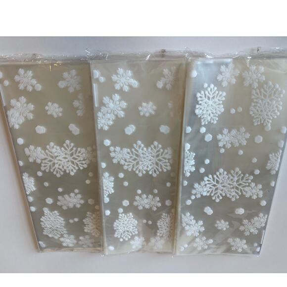Christmas Cellophane Snowflake Treat Bags with Twist Ties Candy Cookie Bags - Picture 4 of 5